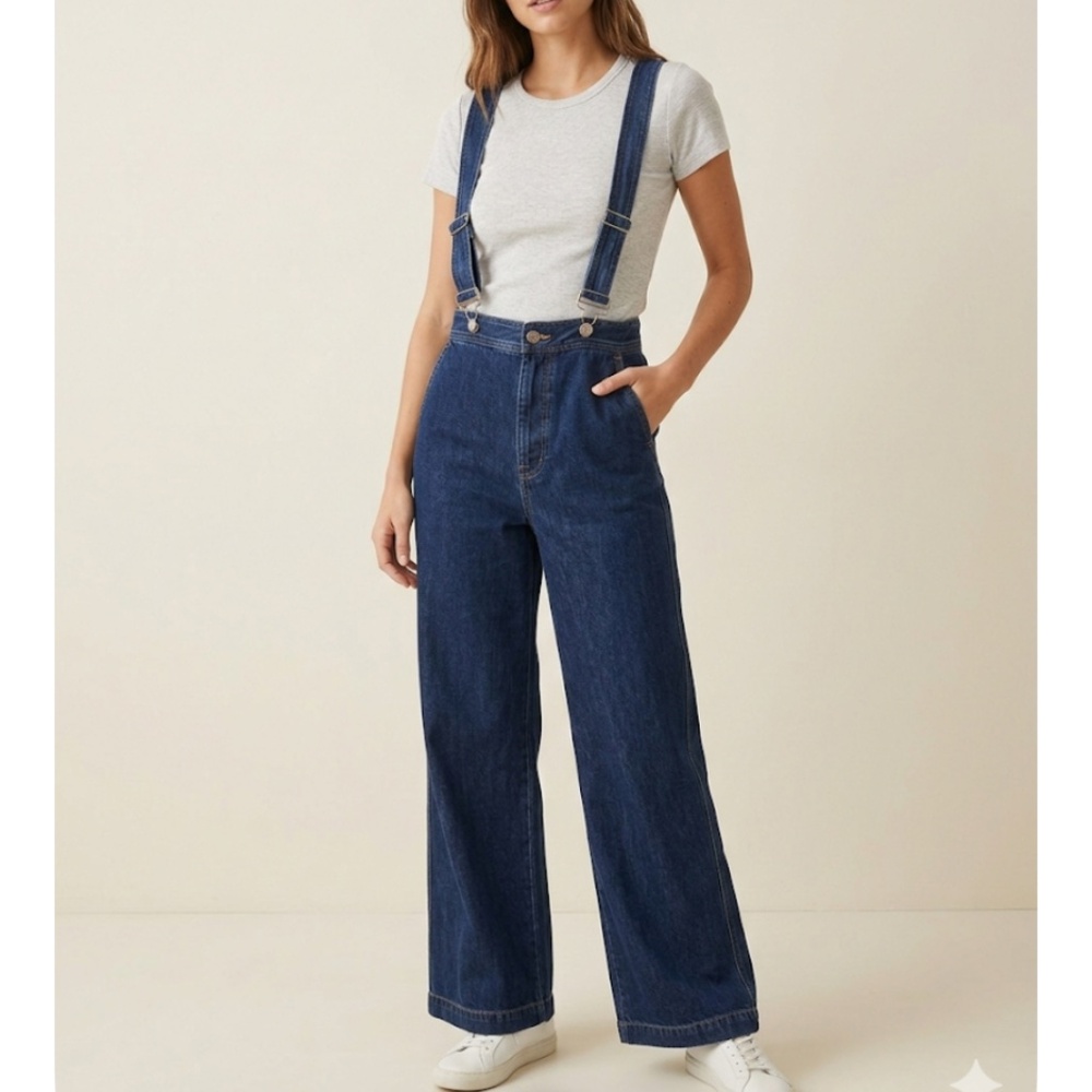 High-Waist Dark Blue Denim Wide-Leg Jeans with Suspenders